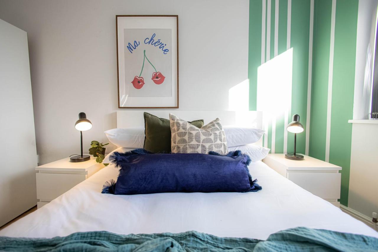 Camden Apartments Next To Market And Tube Station London Exteriör bild