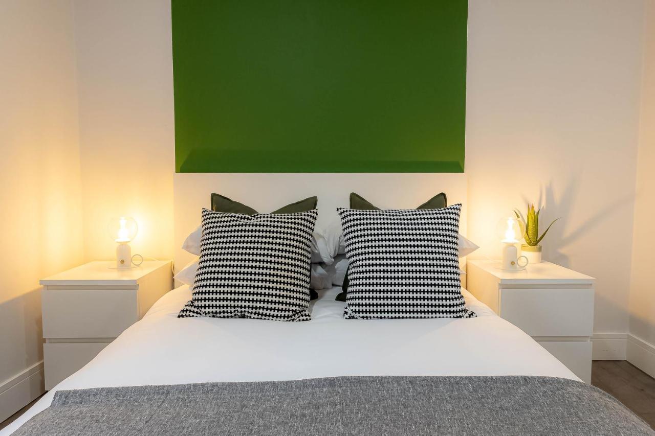 Camden Apartments Next To Market And Tube Station London Exteriör bild