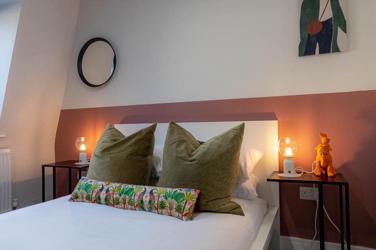 Camden Apartments Next To Market And Tube Station London Exteriör bild